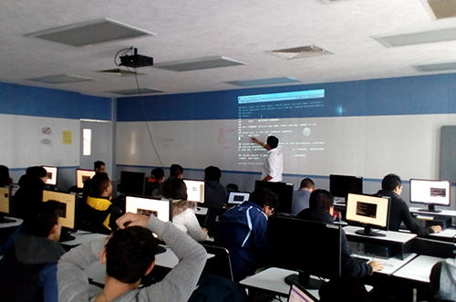 Foto 4 del taller Linux en IT Milpa Alta I