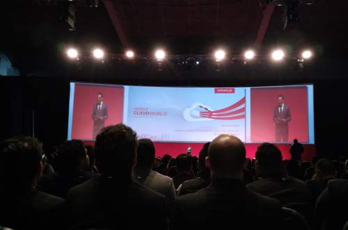 Foto 2 del Evento Cloud World Oracle