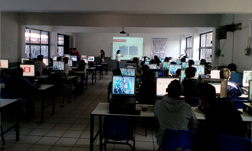 Taller Photoshop para Web en CETis 3